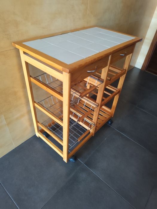 Mesa auxiliar de cozinha