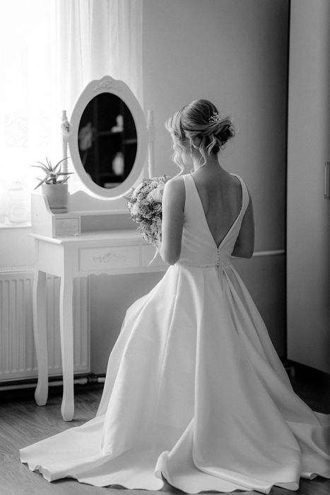 Suknia ślubna klasyczna