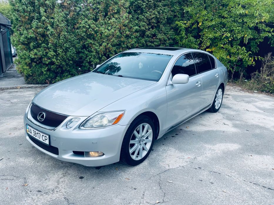 Lexus GS полный привод максимальная комплектация один собственник