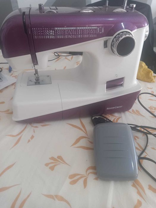 maquina de costura 33 funções