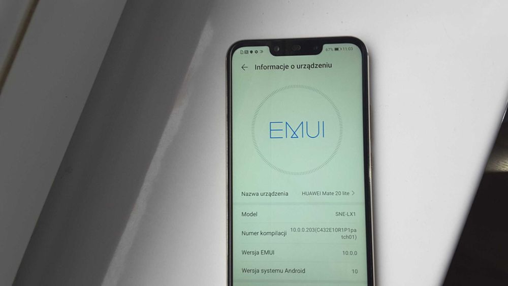 Telefon komórkowy Huawei kolor ZŁOTY plus nowe etui