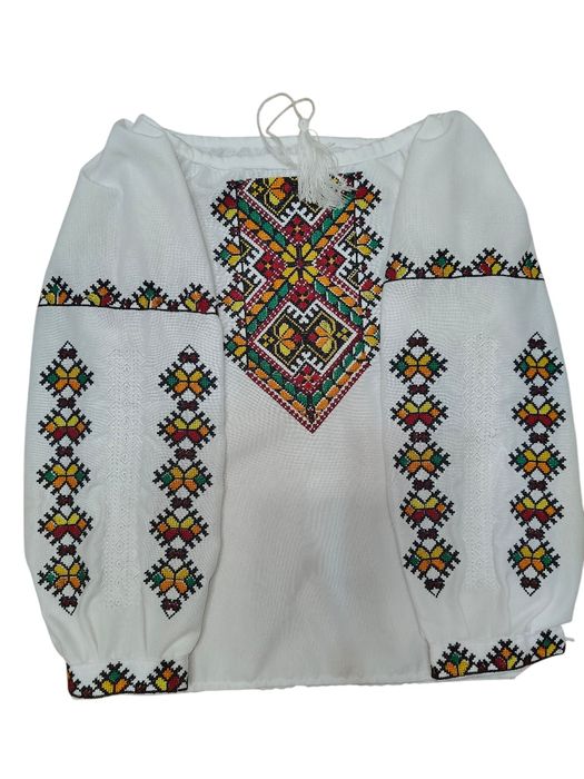 Вишиванки для дівчаток