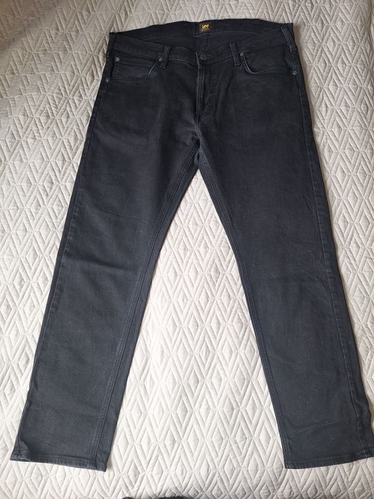 Jeansy LEE daren zip fly. Czarne. Stan BDB.  36/32. Bluza 4F gratis.
