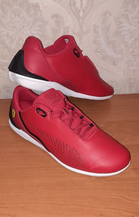 Кросівки Puma Scuderia Ferrari Drift Cat Decima