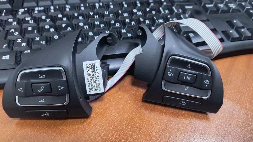 Кнопки на кермо Volkswagen PassatСС, B6, B7 ,NMS USA)VW G