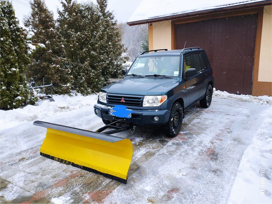 Mitsubishi pajero pinin