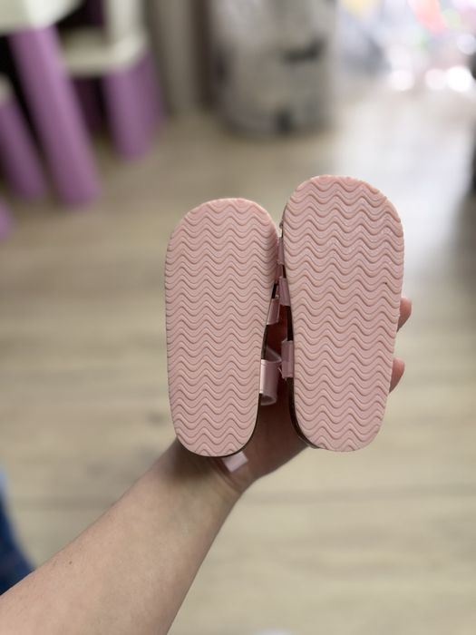 Сандалі First steps 21 розмір