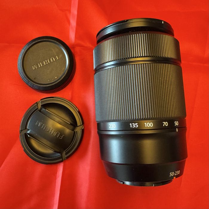 Fuji XC 50-230/3.5-6.7 OIS II em estado excelente