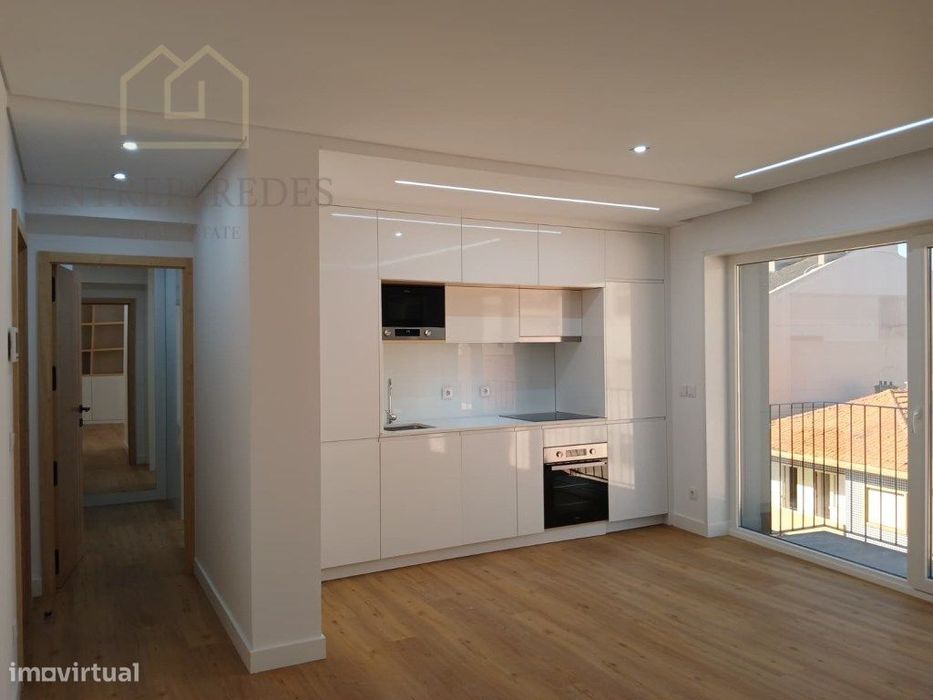 Apartamento T1 com varanda para comprar no centro do Porto