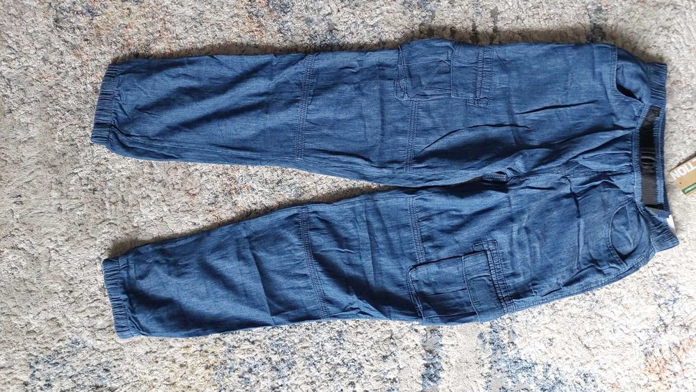 Spodnie jeansowe Coccodrillo r. 164