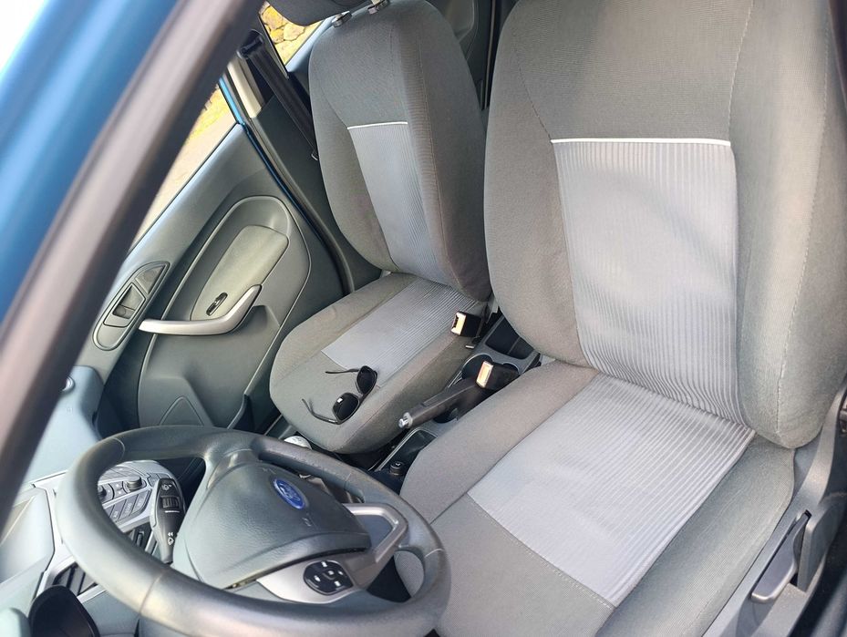 Ford Fiesta — fotografia 6
