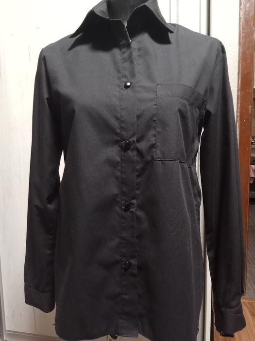 Базова чорна сорочка жіноча