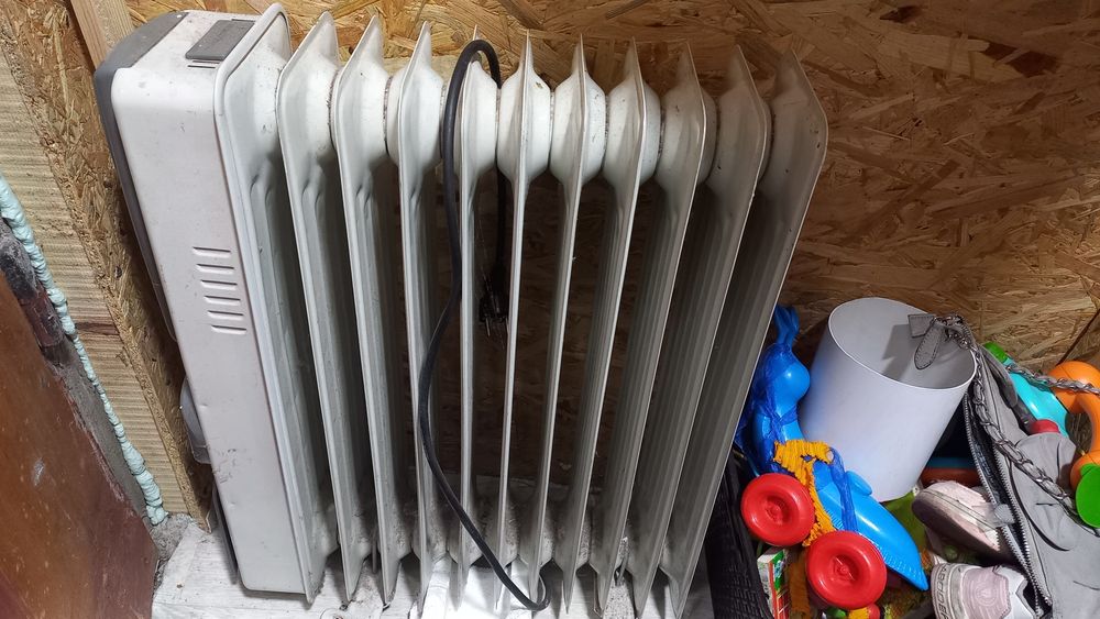Продам масляный обогреватель