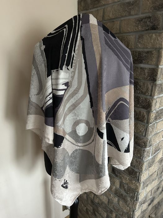 Szaro- beżowa chusta apaszka gawroszka jedwabna 100% jedwab