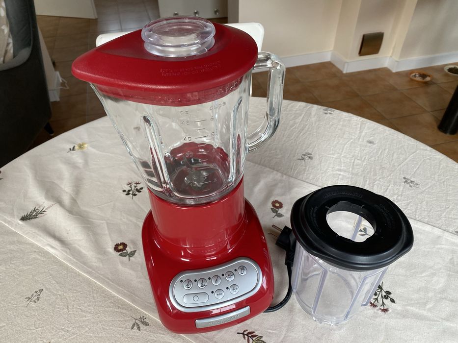 KitchenAid Artisan 5KSB5553EER + młynek | Blender kielichowy 550 W | Czerwony