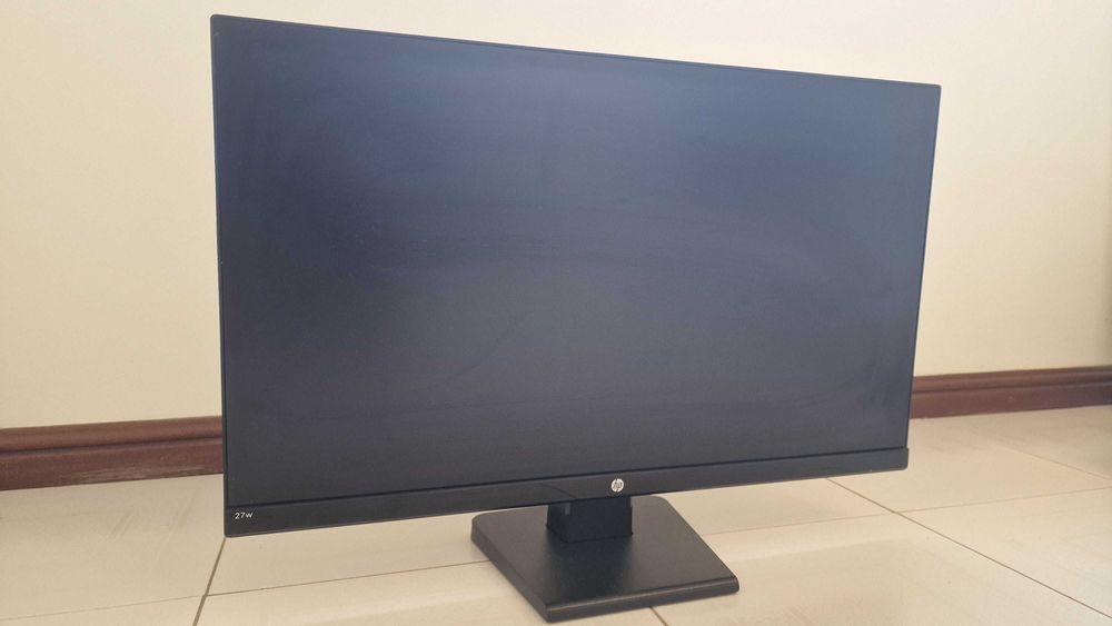 Monitor HP 27w – 27" IPS Full HD (HDMI / VGA) – Excelente Estado