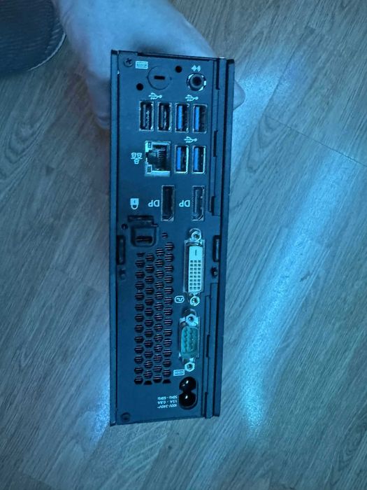 Fujitsu Esprimo Q957