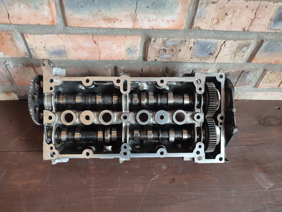 Кришка розпредвалів розпредвалов постель 1.3 Opel Combo doblo комбо до