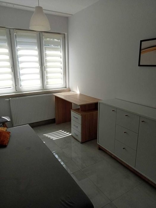 Wynajmę mieszkanie 2 pokojowe blisko Wydziału Dentystycznego SUM w Zabrzu - Widok 3