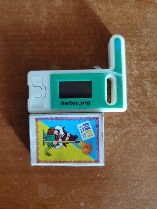 Радіостанція для смартфона MeshCore та Meshtastic