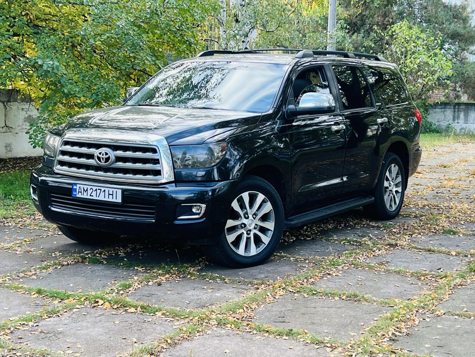 Toyota Sequoia