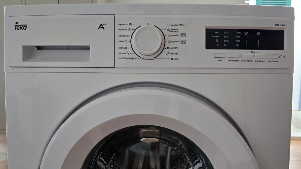 Máquina de Lavar Roupa TEKA - 6KG   A++  COMO NOVA
