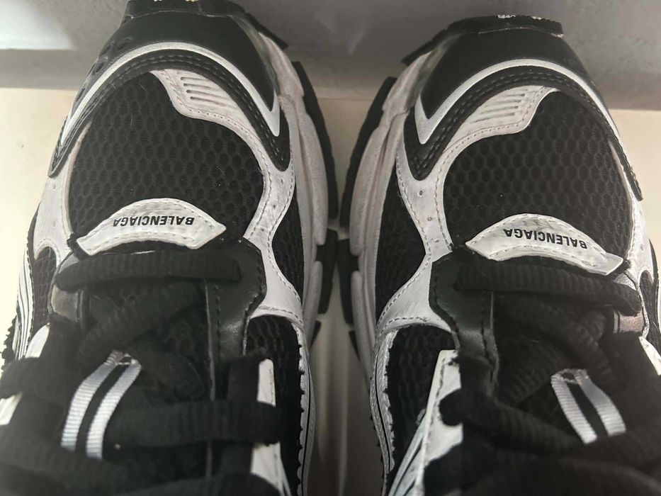 Balenciaga Runner 42.5