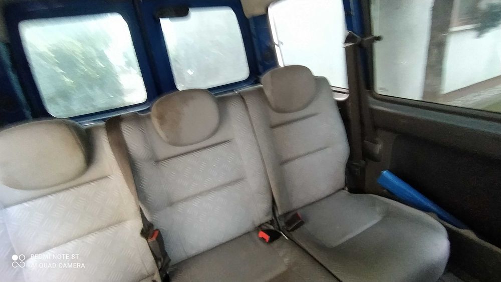 Citroen Berlingo 1,4  benzyna  2004