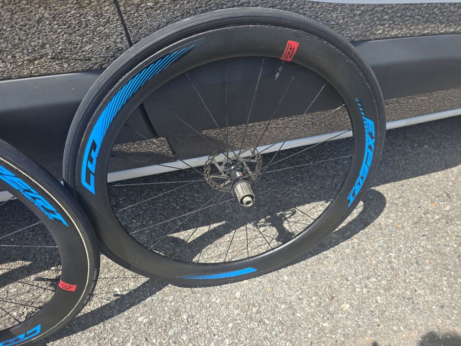 Rodas de carbono de disco