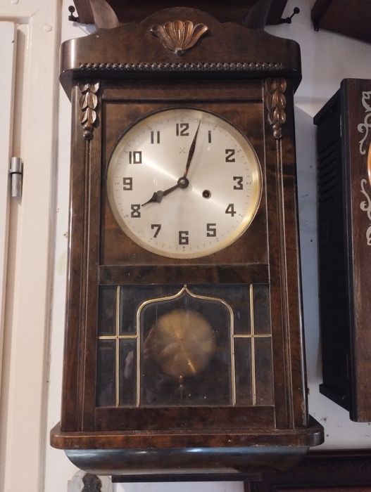 Zegary wiszące nakręcane sprawne