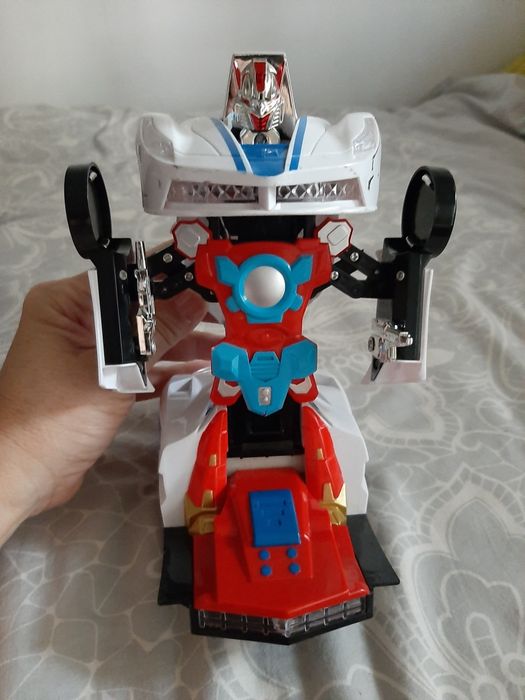 Zabawka na baterie Transformers- policja