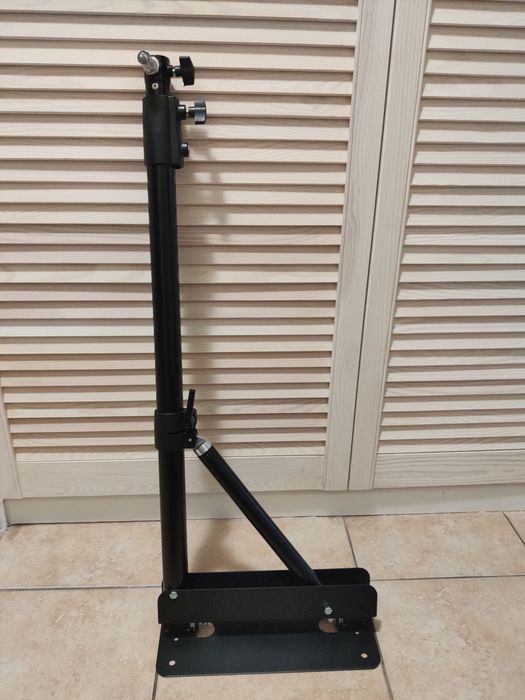 Uchwyt teleskopowy wysięgnik ścienny do lamp, kamer, projektorów itp.