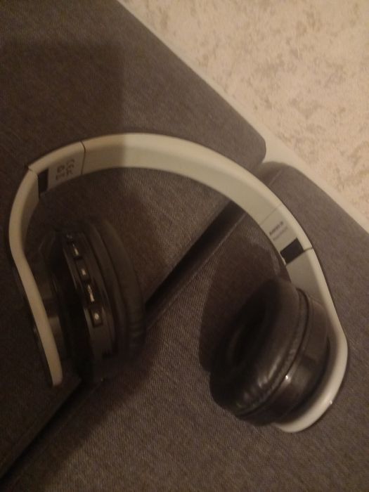 Fones Bluetooth- earphone