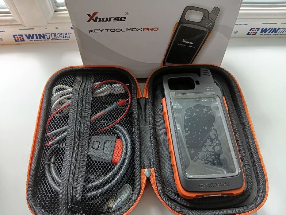 Програматор автомобільних ключів Xhorse XDKMPOEN VVDI Key Tool Max PRO