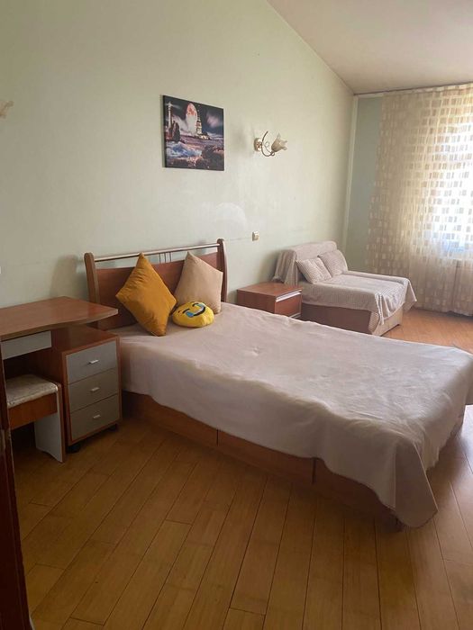 Сдается 2-х уровневая кв-ра в Центре, Дерибасовская, для айтишников