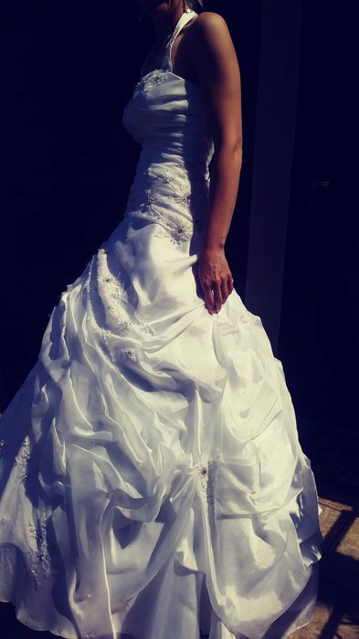 Suknia ślubna biała