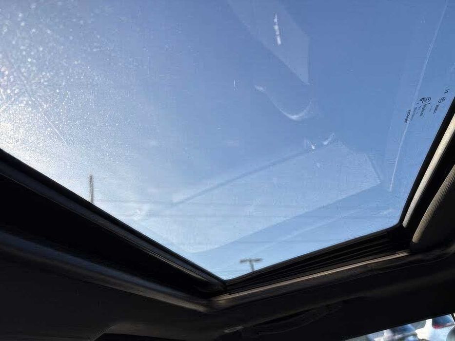 Dodge Challenger      2017