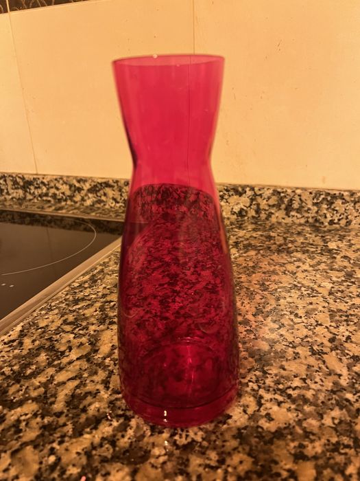 Vende-se jarras de vidro