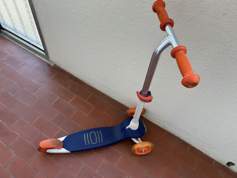 Trotinete de 3 rodas ajustável