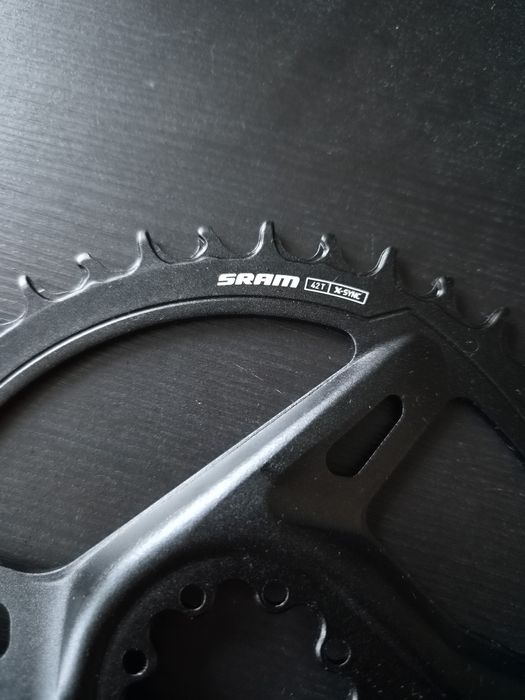 Zębatka rowerowa blat SRAM Rival AXS x-sync 42 t narrow wideo direct mount