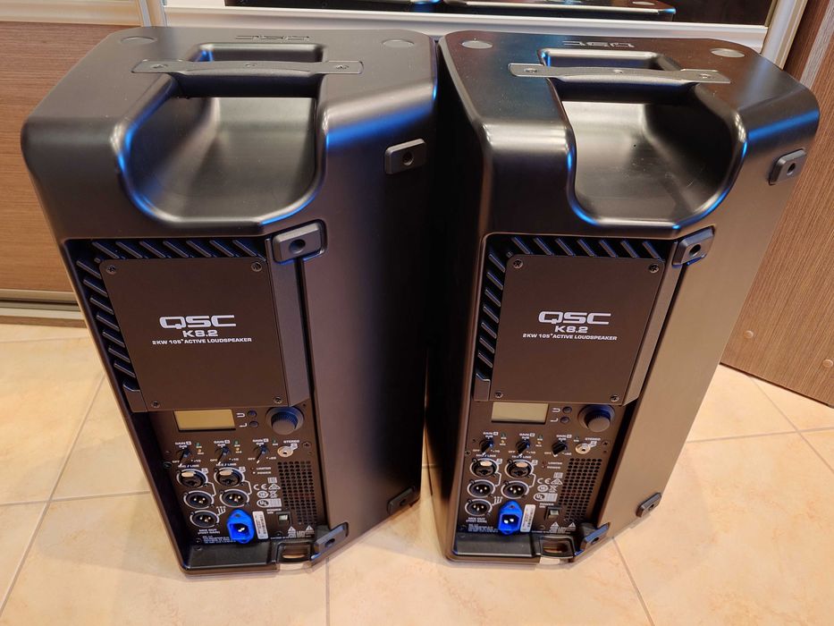 Kolumny QSC K8.2 komplet!