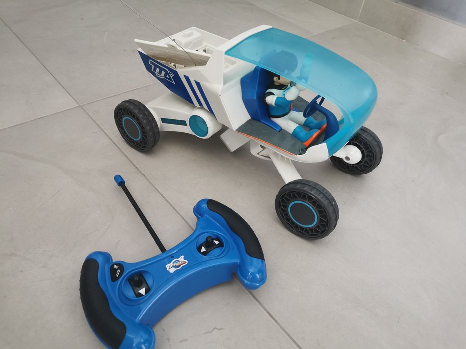 Carro Telecomandado em ótimo estado