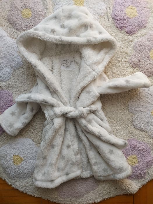 Słodki ciepły szlafrok