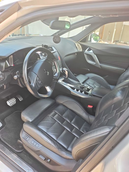 Citroen DS5 Najbogatsza wersja 2013 2.0TDI 163