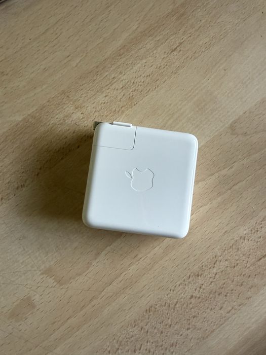 Fonte de alimentação Apple USB-C 65W