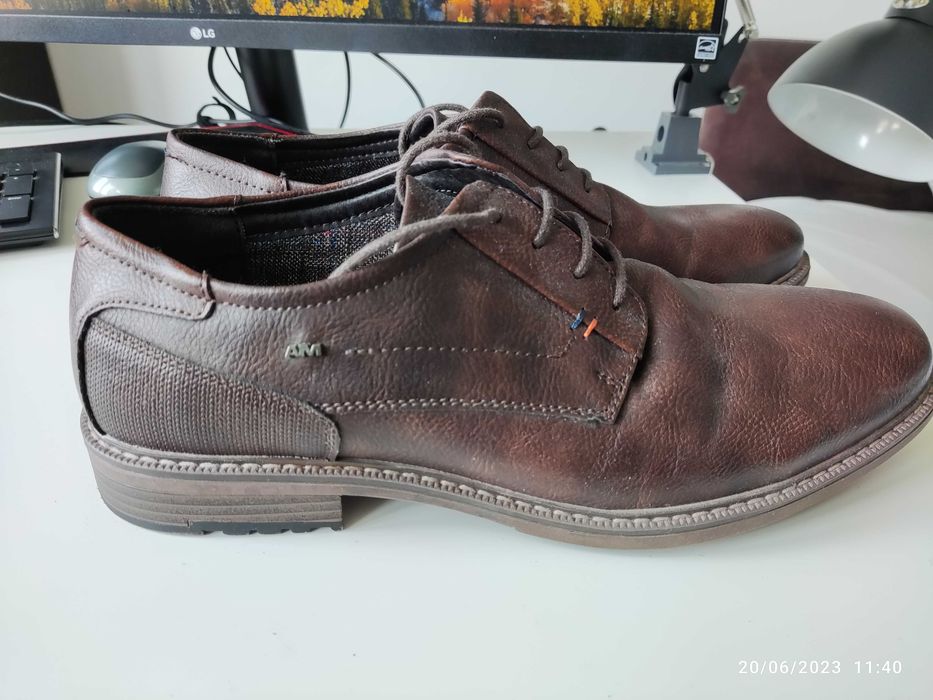 Prawie nowe eleganckie buty męskie klasa, styl, wygoda na Sylwestra!