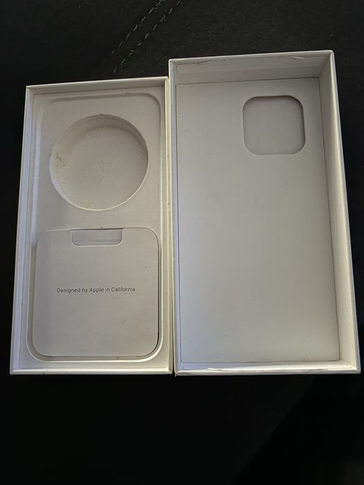Caixa iphone 14 prox max roxo
