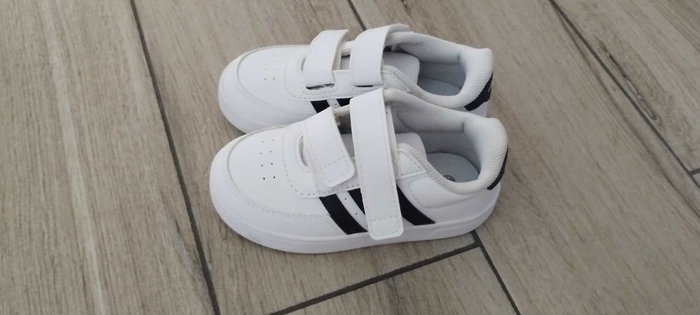Buty addidas dziecięce