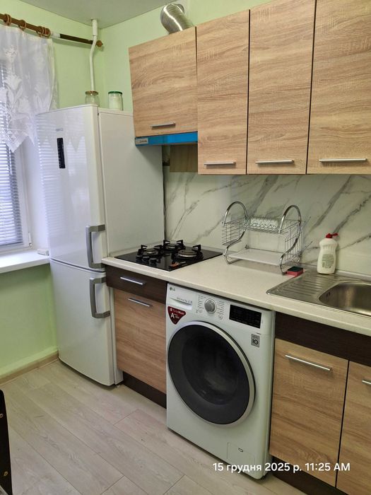 Гарна двокімнатна квартира напроти "Сільпо".Світло є