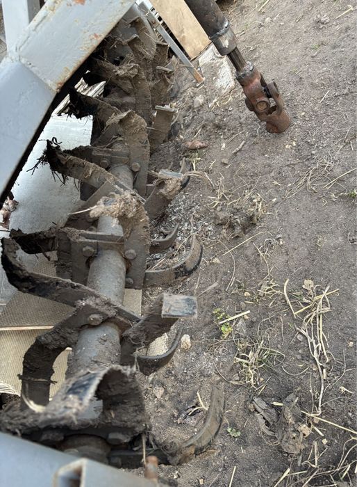 Продам грунтофрезу до трактора